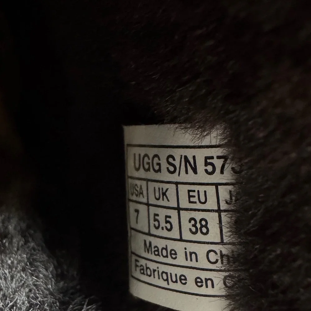 UGG Australia ugg australia